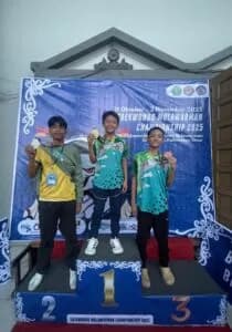 Siswa SMAN 1 Samarinda Borong Prestasi di Taekwondo Mulawarman Championship 2025 — foto 2