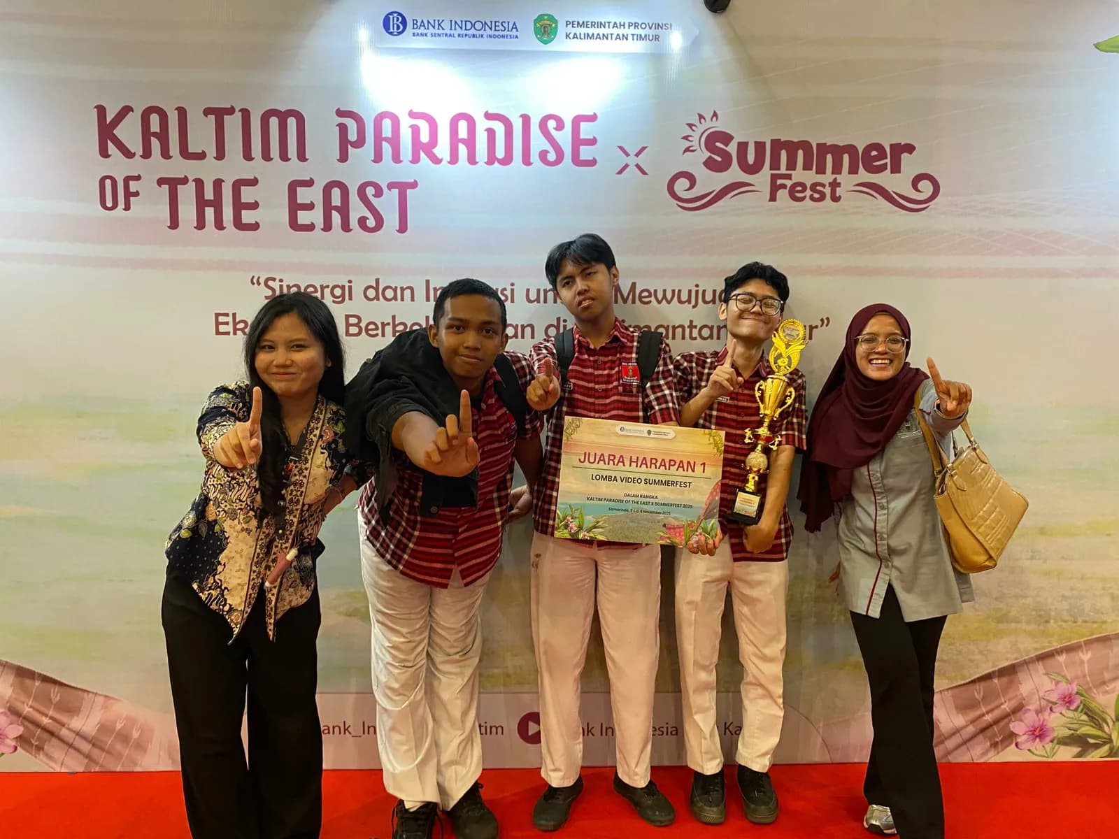 Dua Siswa Smansa Raih Juara Harapan 1 di Lomba Video SummerFest 2025